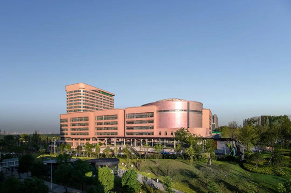 南京大学齐鲁医院试管养囊价格表,成功率越高助孕开销越少